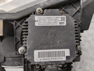 Фара правая, Nissan Pathfinder 2004-2010