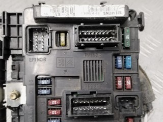 Блок предохранителей, ориг. номер 9643498880, Citroen Berlingo 1996-2003