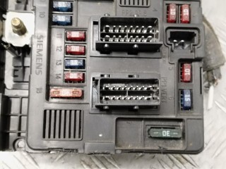 Блок предохранителей, ориг. номер 9643498880, Citroen Berlingo 1996-2003