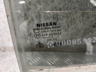 Стекло двери задней правой, Nissan Pathfinder 2004-2010