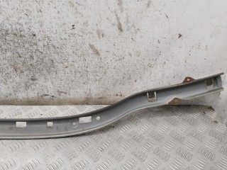 Планка под капот, ориг. номер 622408H700, Nissan X-Trail 2000-2004