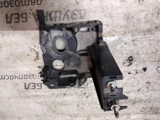 Полка аккумулятора, Citroen Xsara Picasso 1999-2004