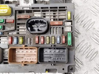 Блок предохранителей, ориг. номер 9807028780, Citroen Berlingo 2012-2015