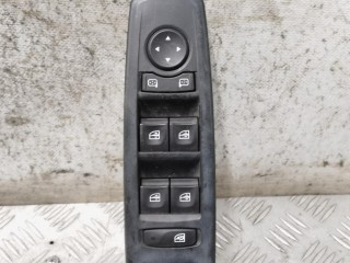 Блок управления стеклоподъемниками, Renault Scenic 2012-2013