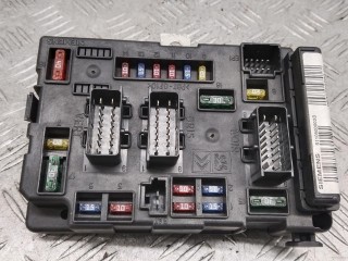 Блок предохранителей, ориг. номер 9635259780, Citroen C5 2000-2004