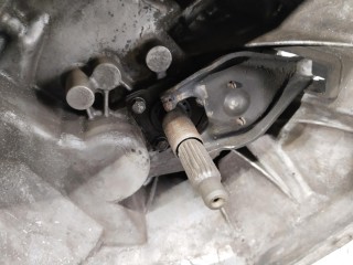 КПП механическая (МКПП), ориг. номер 20DL30, Citroen C5 2000-2004