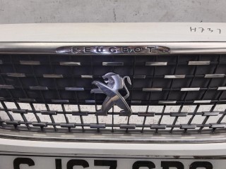Бампер передний, Peugeot 3008 2016-2020