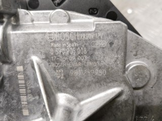 Моторчик заднего стеклоочистителя (дворника), ориг. номер 9811259980, Peugeot 3008 2016-2020