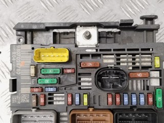Блок предохранителей, ориг. номер 9807028780, Citroen Berlingo 2012-2015