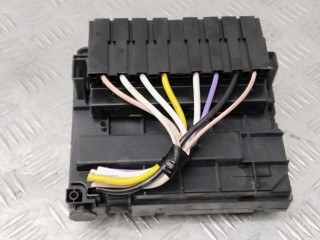 Блок предохранителей, ориг. номер 9807028780, Citroen Berlingo 2012-2015