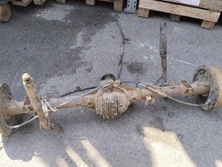 Балка подвески задняя, Nissan Navara 2001-2007