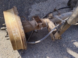 Балка подвески задняя, Nissan Navara 2001-2007