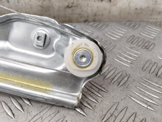 Стеклоподъемник задний правый, ориг. номер 827004EA0A, Renault Kadjar 2015-2018