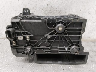 Полка аккумулятора, Renault Laguna 2007-2012