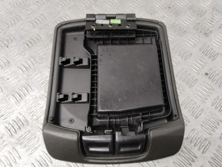 Подлокотник, Nissan Navara 2001-2007