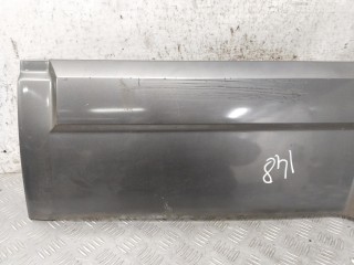 Молдинг двери задней левой, ориг. номер 877513E000, Kia Sorento 2002-2006