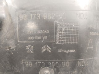 Защита арок задняя правая (подкрылок), ориг. номер 9817398280, Peugeot Partner 2015-2018