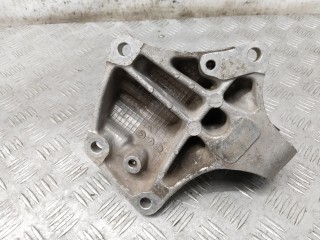 Кронштейн полуоси, ориг. номер 9648789880, Peugeot 407 2004-2008