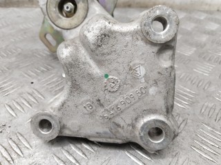 Кронштейн КПП, ориг. номер 9641690980, Citroen C5 2000-2004