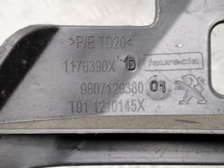 Кронштейн крепления бампера заднего, ориг. номер 9807129380, Peugeot 308 2017-2022