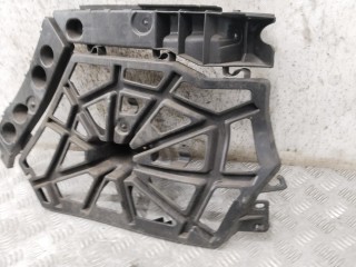 Кронштейн крепления бампера заднего, ориг. номер 8504515587R, Renault Grand Scenic 2009-2012