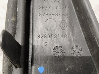 Уплотнитель двери задней левой, ориг. номер 828352148R, Renault Grand Scenic 2016-2020