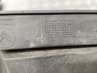 Рамка фары противотуманной правой, ориг. номер 9652986877, Citroen C5 2004-2008