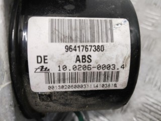 Блок ABS, ориг. номер 9641767380, Citroen C5 2000-2004