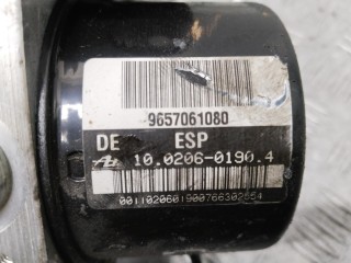 Блок ABS, ориг. номер 9657061080, Citroen C5 2004-2008