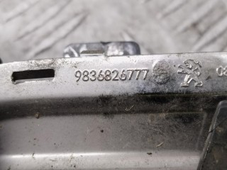 Молдинг бампера переднего, ориг. номер 9836826777, Peugeot 5008 2020-2024