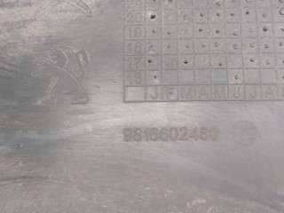 Защита арок задняя правая (подкрылок), ориг. номер 9816602480, Peugeot 5008 2020-2024