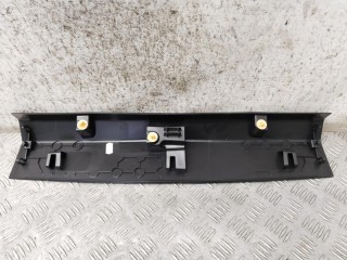 Обшивка крышки багажника, ориг. номер 9814250177, Peugeot 5008 2020-2024
