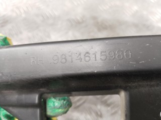 Кронштейн крепления бампера заднего, ориг. номер 9814615980, Peugeot 5008 2020-2024