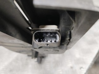 Шторка радиатора, ориг. номер 9817002880, Peugeot 5008 2020-2024