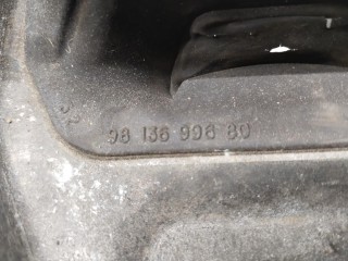 Подушка крепления КПП, ориг. номер 9813699680, Peugeot 5008 2020-2024