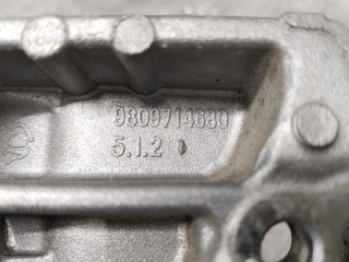 Кронштейн генератора, ориг. номер 9809714680, Peugeot 5008 2020-2024