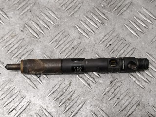 Форсунка, ориг. номер 166000897R, Renault Logan 2009-2016