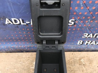 Подлокотник, ориг. номер 8011C297, Mitsubishi Outlander 3 2012-2015