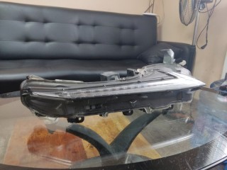 Ходовой огонь, ориг. номер 8161078040, 14NX1405S1R, 14NX1405SR, 3241605RAS, 430510031R, Lexus NX 2014-2017