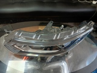 Фара галоген, ориг. номер 10019009, Nissan Qashqai 2017-2024