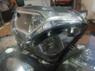 Фара галоген, ориг. номер 8114542670, 8113042650, 1121, 1121149RMLDEM2, 14RAV1701E2R, 1F4280ER, 2015699062, 20F699062B, 81020162, 81X3100E, 81X310E, 900337, 900337DCR, HD001TYT028TW, JH0416RAV4001AR, NLC2150, NSP048113042650, OEM0168FR, OEM0184FR, ST1121149RMLDEM2, ST21211RVR, TG1121146R, TY80142, TYL073010101R, TYRV416001R, TYRV416002R, ZTY111314RK, Toyota RAV4 2010-2016