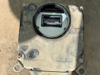 Блок розжига lеd фары, ориг. номер 8990833030, Toyota Camry 2017-2021