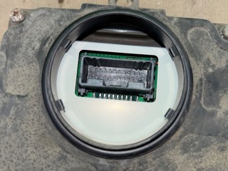 Блок розжига lеd фары, ориг. номер 8990833030, Toyota Camry 2017-2021
