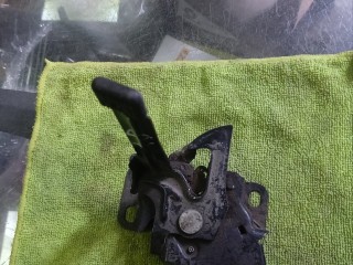 Замок капота Honda Civic 8, 74120SNBE11