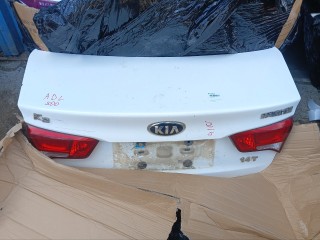 Крышка багажника, ориг. номер 692004Y000, Kia Rio 3 2011-2015