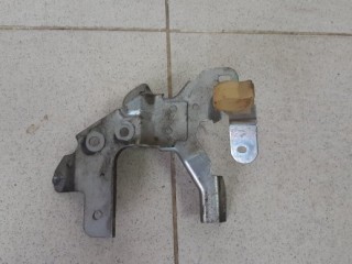 кронштейн клапана вентиляции, ориг. номер PY011828XA, Mazda Mazda6 2012-2015