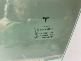 стекло двери передней левой, Tesla Model S