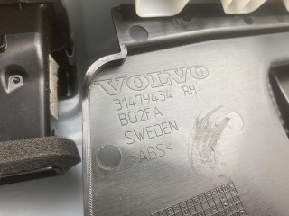 обшивка стойки центральной прав., ориг. номер 31479434RH, Volvo XC60 2 рест