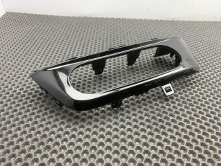 Рамка блока управления климой, ориг. номер 42842418, Buick Encore GX 2019-2023