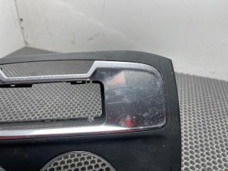 декоративная накладка центральной консоли, ориг. номер 84538178, Chevrolet Equinox 3 2017-2021